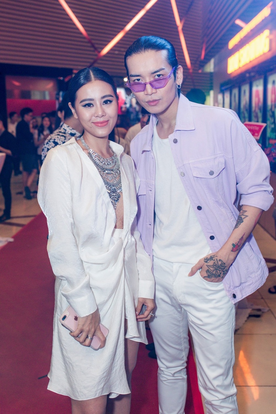 Kiều nữ làng hài Nam Thư khoe vẻ sexy và cuốn hút - 6 Kiều nữ làng hài Nam Thư khoe vẻ sexy và cuốn hút - 6