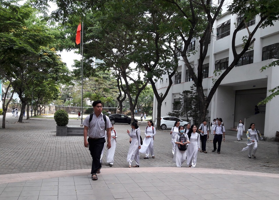 Đà Nẵng: Hơn 11 nghìn học sinh thi thử THPT quốc gia - 1 Các học sinh khối 12 THPT Phan Châu Trinh (Đà Nẵng) dự kỳ thi thử THPT quốc gia