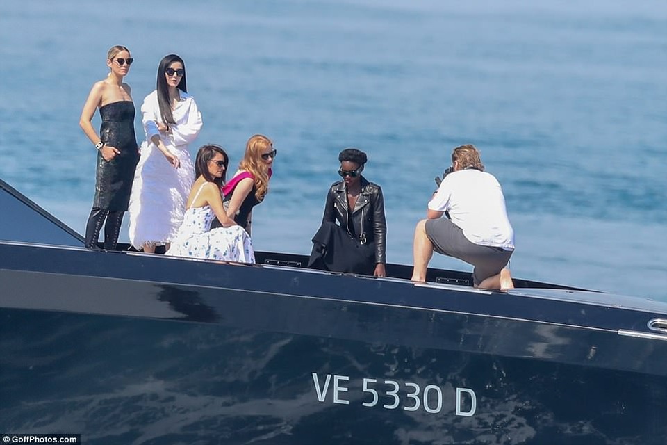 
355 được kỳ vọng sẽ thu hút khán giả đặc biệt là ở Châu Á
