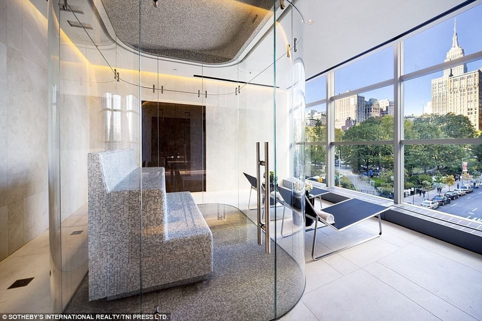 
Đôi vợ chồng siêu giàu này còn có ngôi nhà sang trọng khác ở khu Tribeca trị giá gần 20 triệu USD
