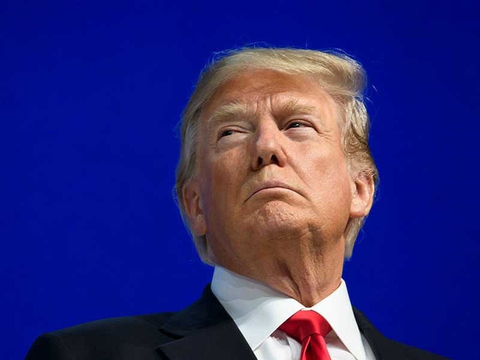 Tổng thống Trump và "cây gậy" chính sách - 1
Ông Trump đang khó khăn với chính sách “nước Mỹ trên hết”. Ảnh: COFFRINI/GETTY