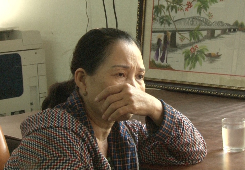 Thuê chung cư lén lút lôi kéo người dân vào “Hội thánh Đức Chúa trời mẹ” - 1 Nguyễn Thị Hường đã thuê phòng ở chung cư Hương Sơ rồi lôi kéo, tuyên truyền một số người dân vào sinh hoạt, truyền đạo
