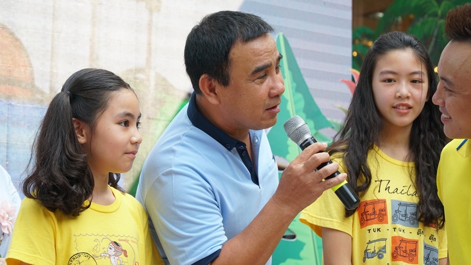 Nghệ sĩ Quyền Linh rất ấn tượng với chuyến du lịch Hàn Quốc vừa rồi của Vietravel.