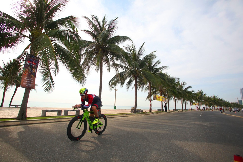 Sôi động đường đua IRonMan 70.3 Việt Nam 2018 tại Đà Nẵng - 4 Sôi động đường đua IRonMan 70.3 Việt Nam 2018 tại Đà Nẵng - 4