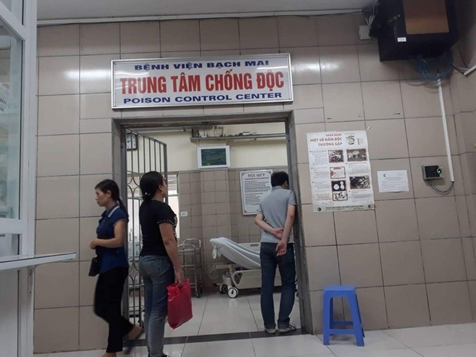 Đầu độc chồng và con riêng bằng thuốc chuột - 1 Nơi anh Quyền điều trị.