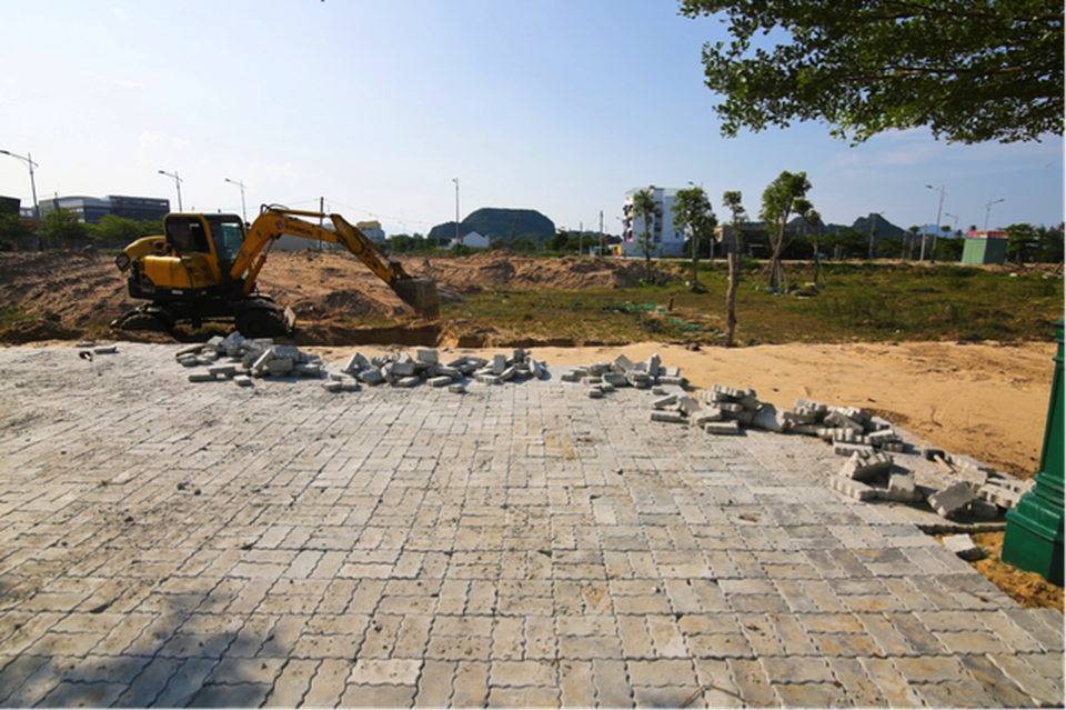 Thị trường BĐS Nam Đà Nẵng: Chững hay lùi vẫn đầy tiềm năng - 2
Sự vận động của khu vực Nam Đà Nẵng nhanh nhất thành phố.