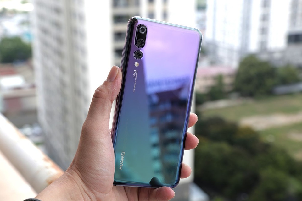Bài 2: Huawei P20 Pro "đọ" thiết kế cùng Oppo Find X - 2 Bài 2: Huawei P20 Pro "đọ" thiết kế cùng Oppo Find X - 2