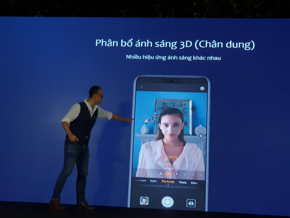 Huawei P20 Pro có 3 camera với ống kính Leica ra mắt tại Việt Nam - 24 Huawei P20 Pro có 3 camera với ống kính Leica ra mắt tại Việt Nam - 24