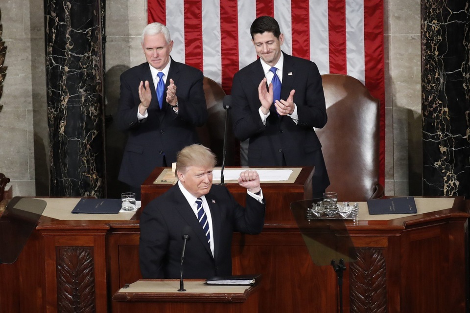Tổng thống Donald Trump tiếp tục siết chặt chính sách nhập cư - 1 Tổng thống Donald Trump tiếp tục siết chặt chính sách nhập cư - 1