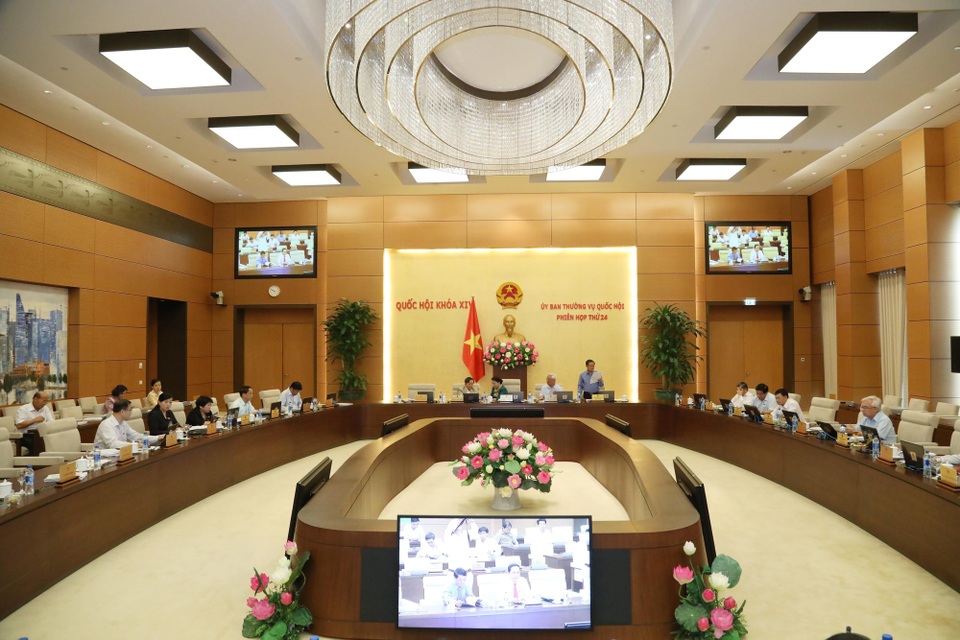 Trước vụ cháy chung cư Carina, cử tri đã “kêu” nhiều về các cao ốc! - 2 UB Thường vụ Quốc hội thảo luận về việc giải quyết, trả lời kiến nghị cử tri