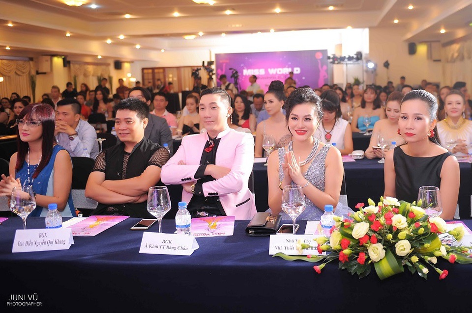 Nữ Hoàng Trần Huyền Nhung chạy show từ sự kiện ra sân bay để đi Nhật - 5