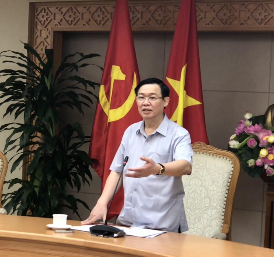 Phó Thủ tướng “truy” trách nhiệm 3 Bộ “có tiền mà không tiêu được”! - 1 Phó Thủ tướng Vương Đình Huệ