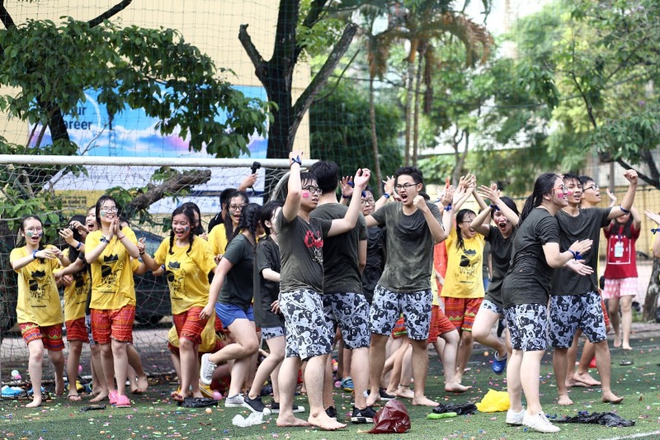 Teen cuối cấp Yên Hòa “phấn khích” trong trận chiến bóng nước - 7
Sau này, khi nhìn lại, chắc hẳn ai cũng mỉm cười vì từng có tuổi thanh xuân trong trẻo như vậy.