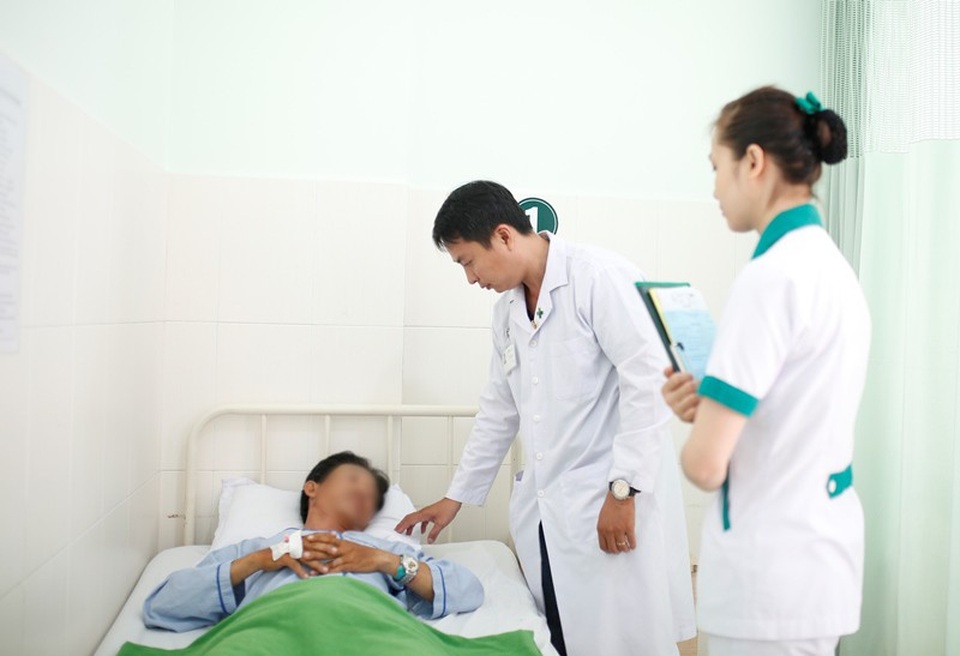 Bị gãy “của quý”, nhất quyết không khai nguyên nhân - 1 Bệnh nhân bị gãy của quý đang được theo dõi tại BV Hoàn Mỹ Cửu Long
