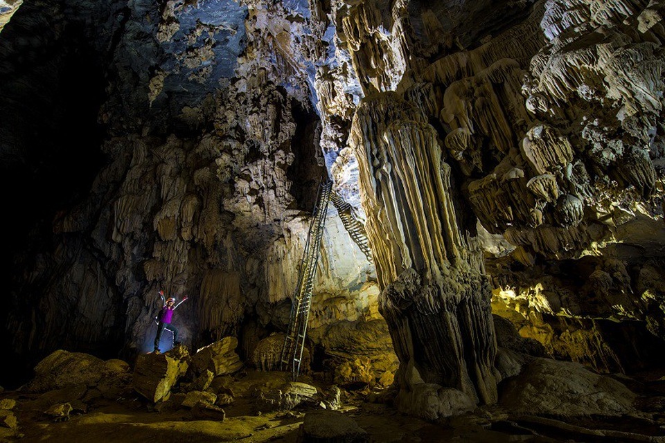 Ngỡ ngàng trước vẻ đẹp của hệ thống hang động hàng triệu năm tuổi - 10 Trong tổng 20 hang động đã phát hiện tại khu vực này, có 10 hang đã được đưa vào khai thác du lịch.