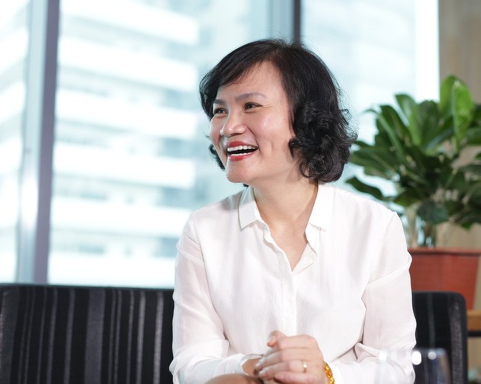 Bà Phạm Minh Hương quyết mua vào khối lượng lớn cổ phiếu VND giữa lúc mã này về vùng giá thấp