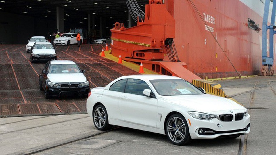 Tái xuất về Đức hơn 630 chiếc BMW và MINI trong vụ án Euro Auto - 2 Lô xe BMW đầu tiên do Thaco nhập khẩu về Việt Nam.