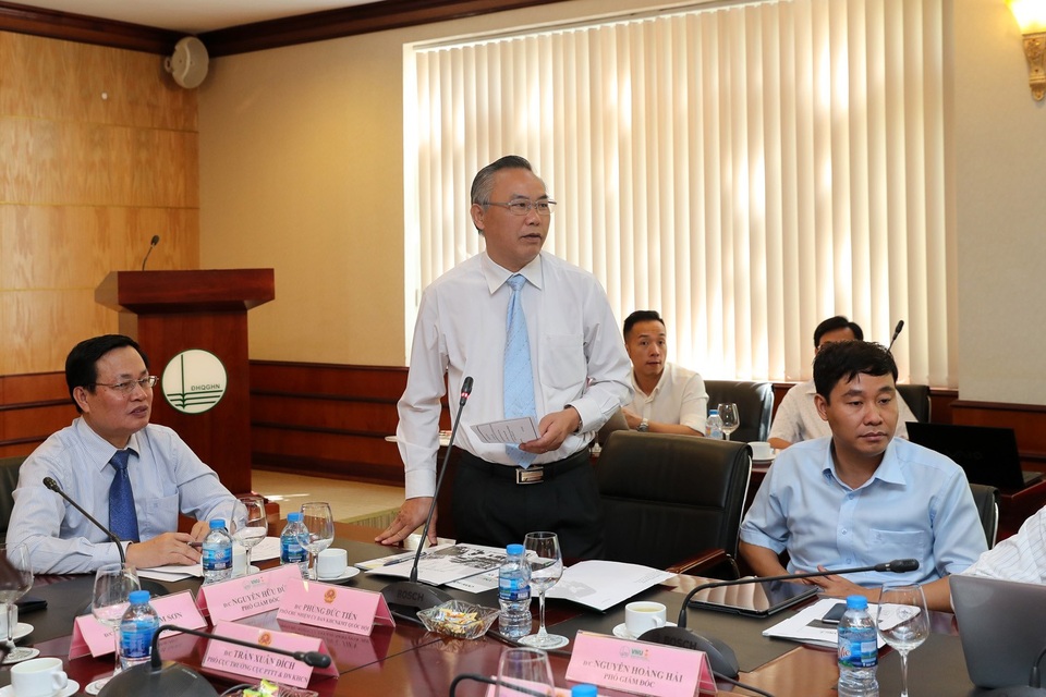 Bao giờ có cơ chế để doanh nghiệp tham gia đầu tư vào trường đại học? - 2
Phó Chủ nhiệm Ủy ban Khoa học, Công nghệ và Môi trường của Quốc hội Phùng Đức Tiến