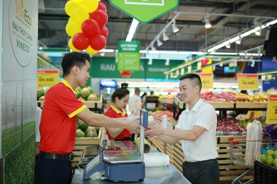 Tưng bừng khuyến mại mừng khai trương 2 Vincom đầu tiên tại Huế và Quảng Bình - 4 Tưng bừng khuyến mại mừng khai trương 2 Vincom đầu tiên tại Huế và Quảng Bình - 4
