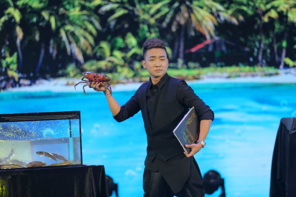 Chàng trai dùng tiền cưới vợ đi thi “Ảo thuật siêu phàm” - 3 Duy Anh.
