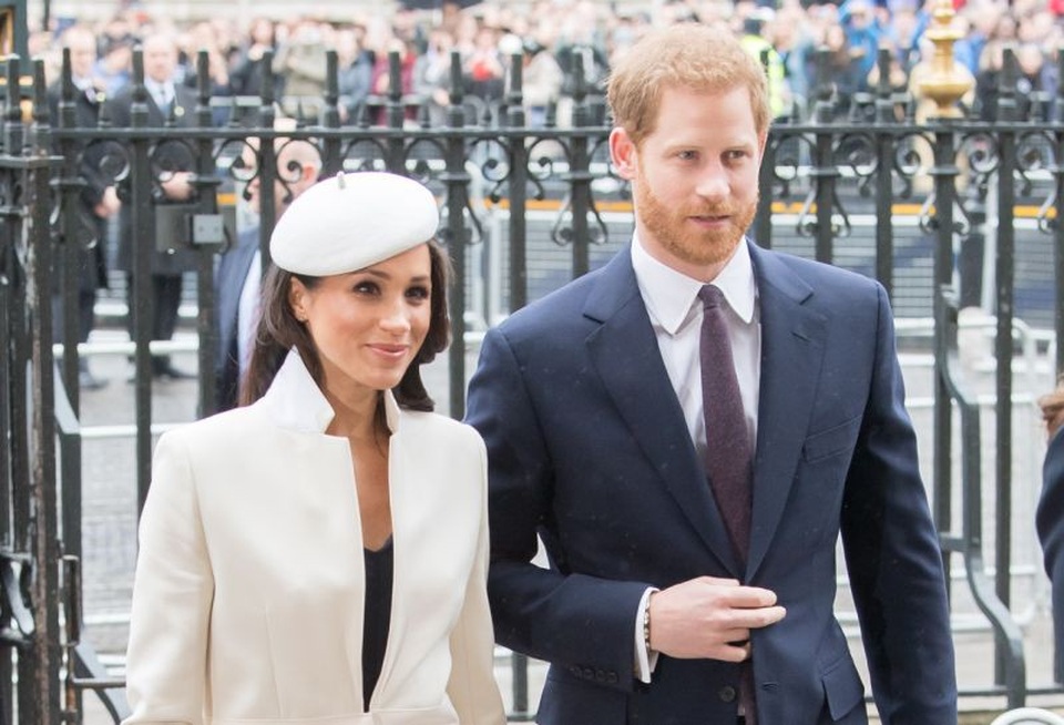 Cô dâu Meghan diện váy cưới tinh khôi tới lễ đường - 24
Hoàng tử Harry và vị hôn thê. (Ảnh: EPA)