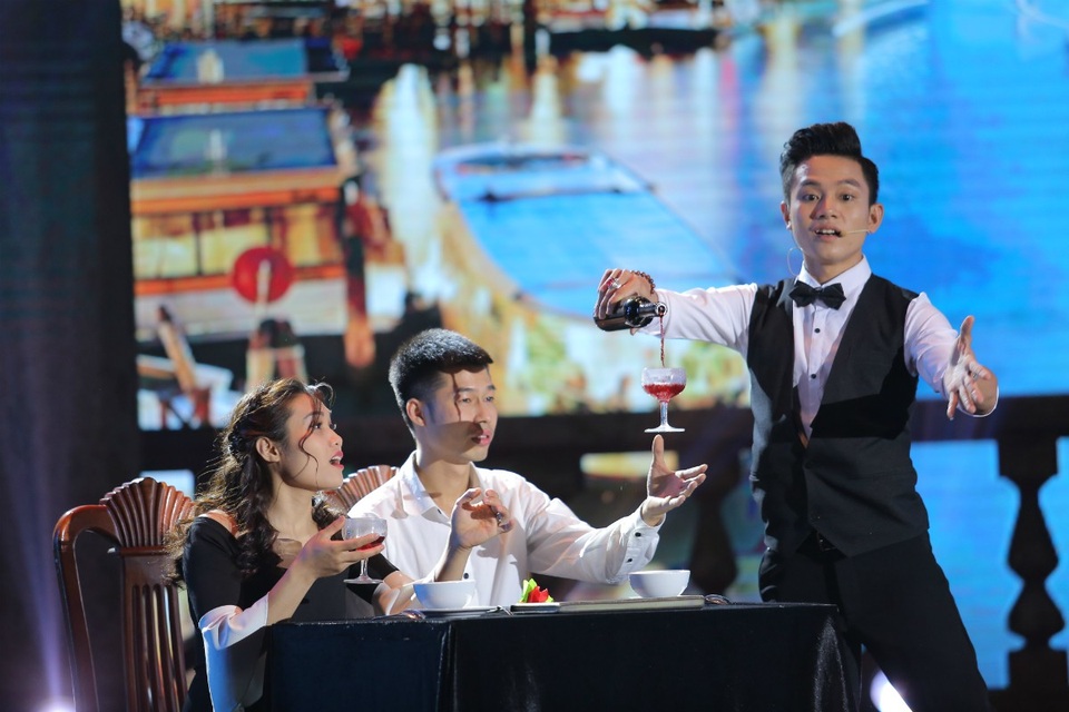 Chàng trai dùng tiền cưới vợ đi thi “Ảo thuật siêu phàm” - 2 Magic Toàn gây bất ngờ trong tập 3 Ảo thuật siêu phàm.