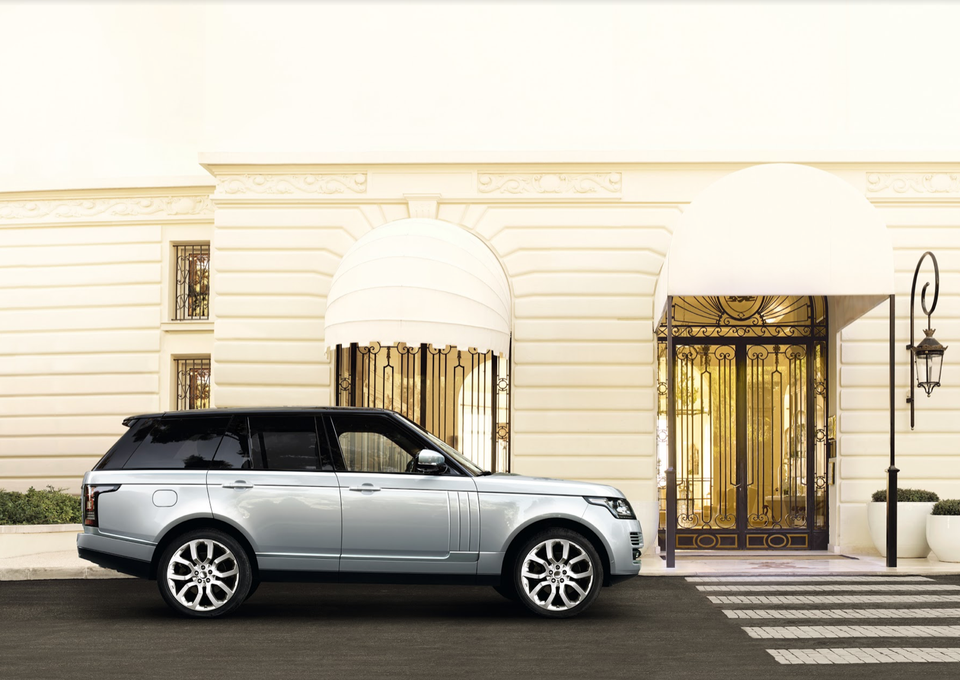 Range Rover 50 năm - Một biểu tượng SUV xa xỉ - 1
Range Rover ra đời, định nghĩa nên một dòng xe mới trên thế giới - SUV hạng sang