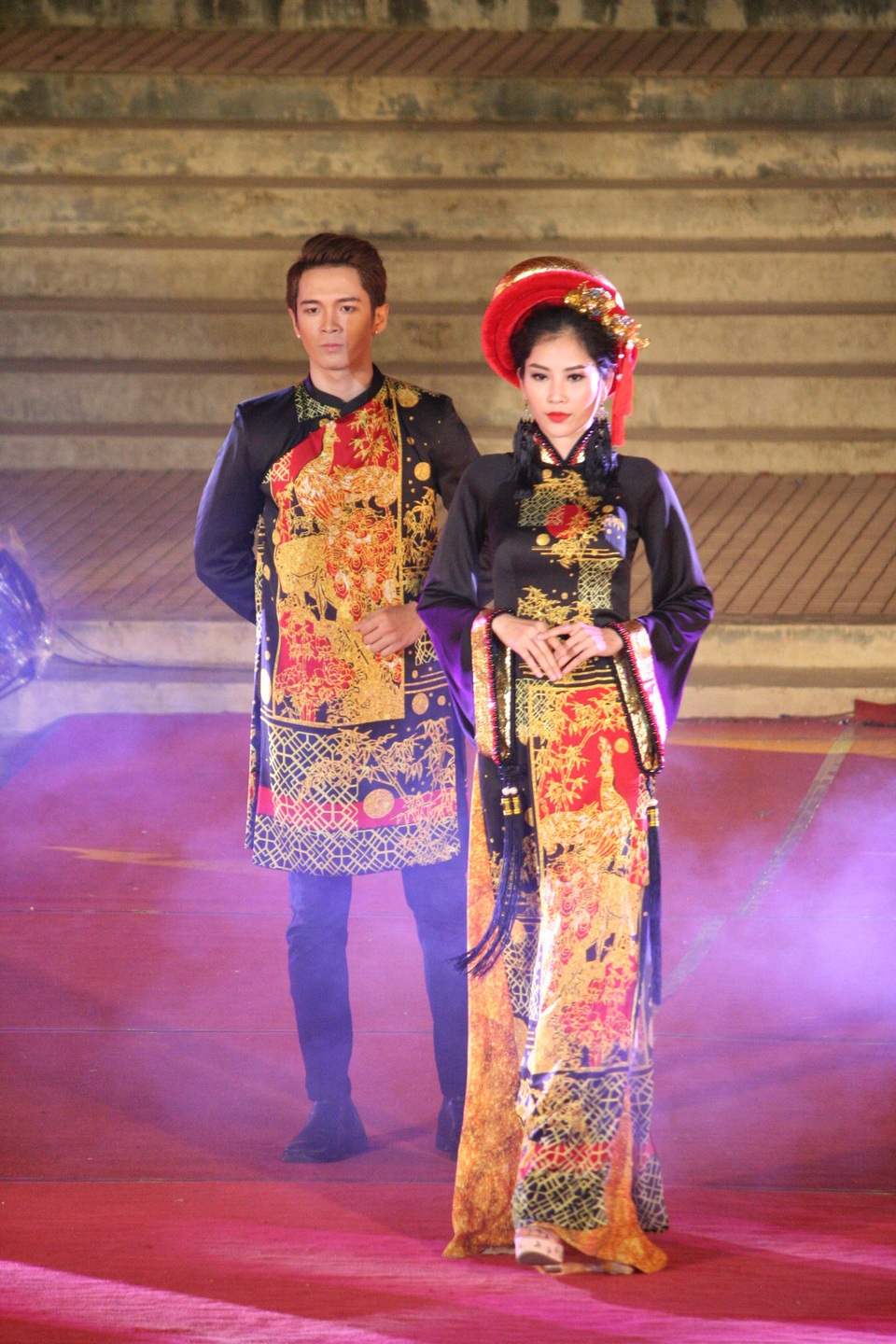 Hoa hậu Đỗ Mỹ Linh cùng dàn người đẹp bừng sáng trong đêm áo dài “Huế Vàng Son” - 8 Hoa hậu Đỗ Mỹ Linh cùng dàn người đẹp bừng sáng trong đêm áo dài “Huế Vàng Son” - 8