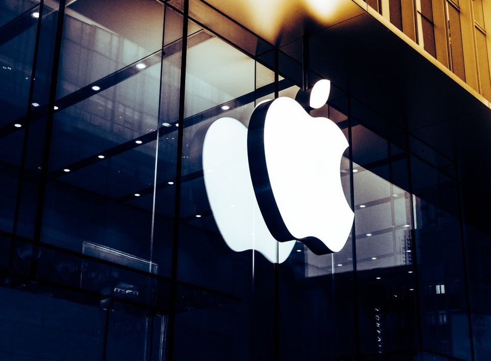 Doanh số ấn tượng, iPhone X đập tan mọi lời chê bai - 2 Bất chấp nhiều dự đoán tiêu cực, Apple vẫn đang tăng trưởng ổn định và kiếm lời từ nhiều mảng lĩnh vực khác nhau.