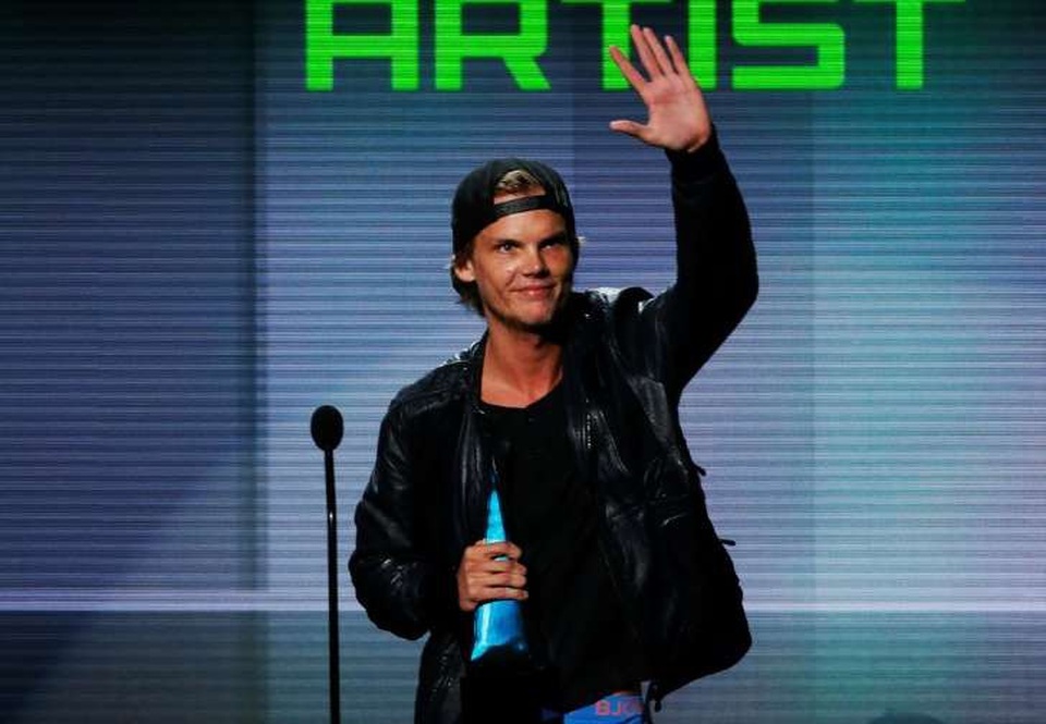 Công bố nguyên nhân cái chết của DJ Avicii - 1
DJ nổi tiếng người Thụy Điển - Avicii đã tự vẫn vào ngày 20/4.
