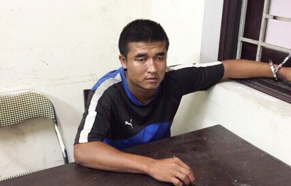 Đối tượng sát hại người tại công viên bỏ hoang sa lưới - 2 Đối tượng Lực tại cơ quan điều tra. (Ảnh: CATP Vinh)