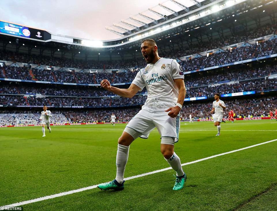 Những khoảnh khắc kinh điển ở đại chiến Real Madrid 2-2 Bayern Munich - 21
Người hùng Benzema đã tạo nên sự khác biệt cho Real Madrid