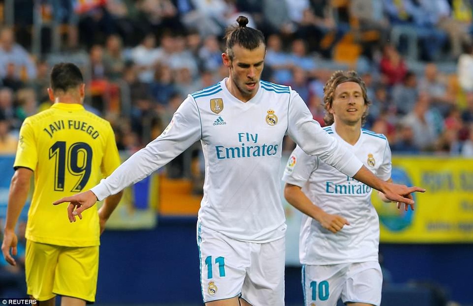 C.Ronaldo ghi bàn, Real Madrid không thể thắng ở vòng cuối La Liga - 3
Trước đó ở phút 11, Bale đã mở tỷ số 1-0 cho Real Madrid sau pha dứt điểm chính xác