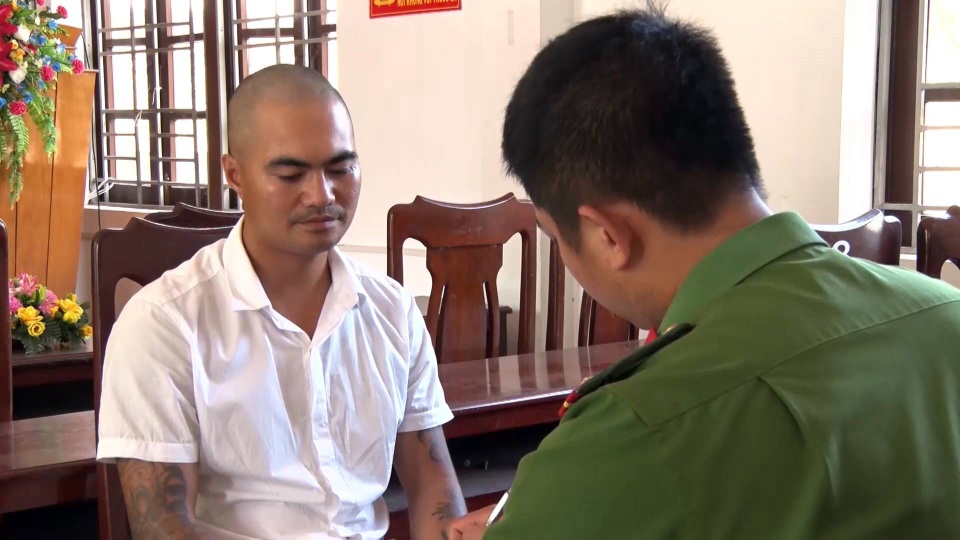 Xử lý nhóm côn đồ chuyên “xin đểu” o ép người trồng dưa - 3 Đối tượng Nguyễn Ngọc Tú tại cơ quan điều tra