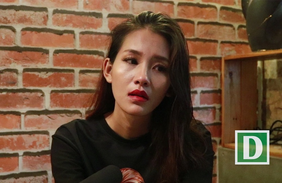 Người mẫu Kim Phượng yêu cầu thực nghiệm điều tra sau khi đối chất cùng hoạ sĩ Ngô Lực - 2 Người mẫu nuy Kim Phượng cho biết cô đã gửi đơn yêu cầu thực nghiệm lại vụ án để chứng minh sự việc của mình