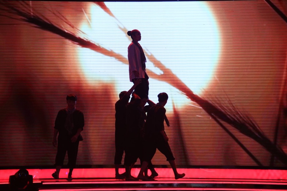 Mặc dù là thành viên nhỏ tuổi nhất của nhóm nhưng Bé An vẫn là thí sinh “nhí” tạo được sức hút đối với ban giám khảo và khán giả qua các động tác võ thuật cũng như “thần thái” biểu diễn khá tốt.