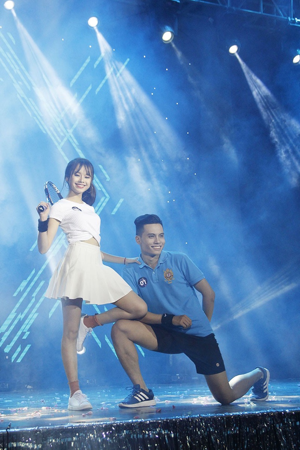 Phần thi trang phục thể thao của các thí sinh đêm chung kết