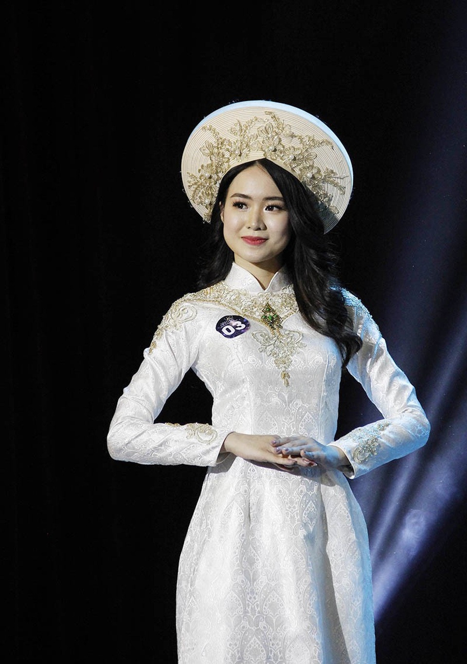 Người có nụ cười thân thiện và gương mặt khả ái: Đinh Hồng Nhung (SBD 03)