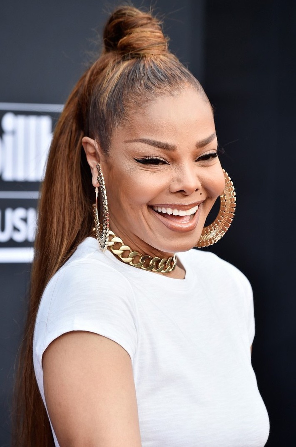 52 tuổi, Janet Jackson vẫn cực cuốn hút và bốc lửa trên sân khấu - 23 52 tuổi, Janet Jackson vẫn cực cuốn hút và bốc lửa trên sân khấu - 23