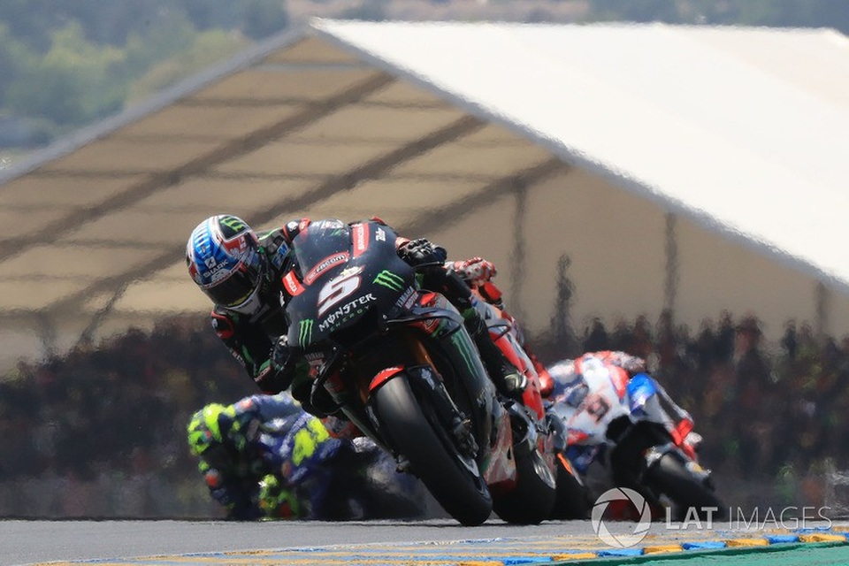 Marquez chiến thắng trong ngày Dovizioso và Zarco “ngã ngựa” - 7
Có đầy đủ lợi thế từ vạch xuất phát, nhưng Johann Zarco đã quá nôn nóng nên không thể hiện được như kỳ vọng.