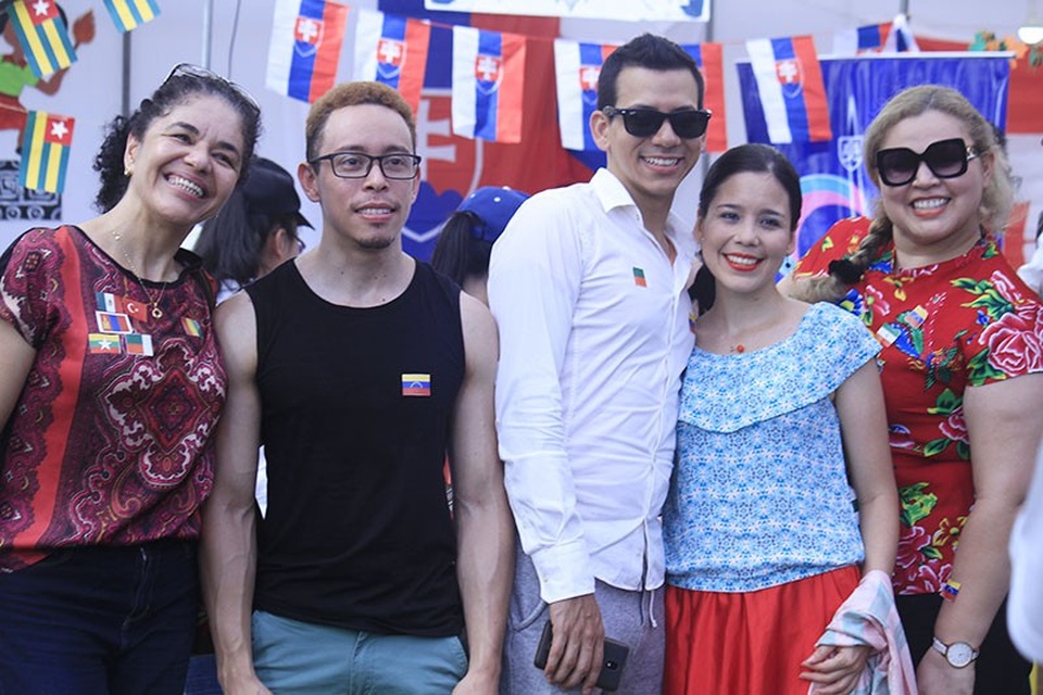 Những gương mặt rạng rỡ tại Ngày hội tình nguyện toàn cầu 2018 - 7 Nụ cười rạng rỡ của các TNV