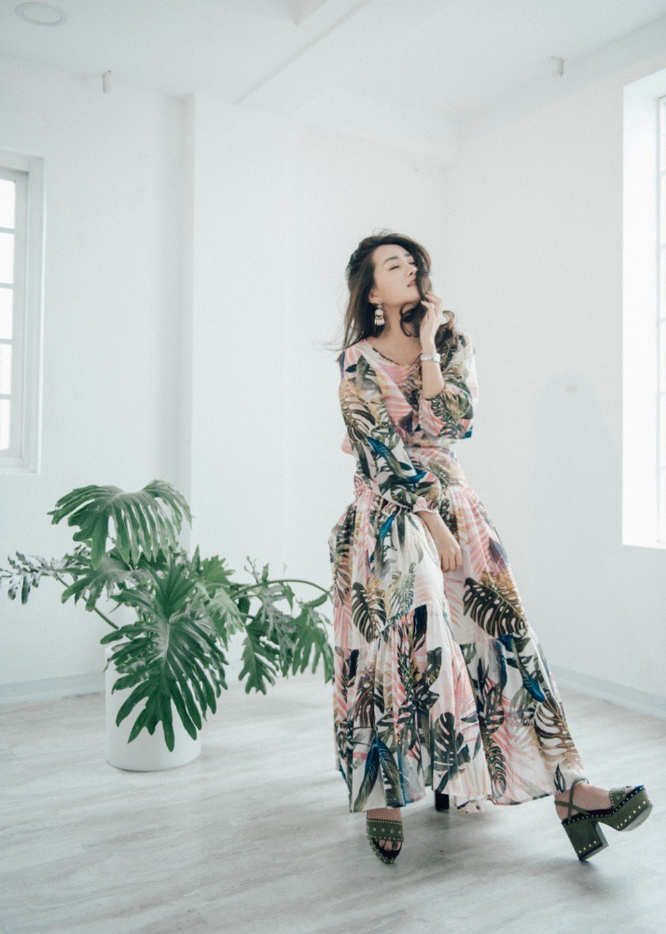 BTV Quỳnh Chi VTV tiết lộ lý do vẫn "phòng không" ở tuổi 32 - 6