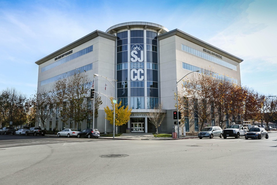 Du học tại San Jose City College chỉ $7.000 học phí/năm & cơ hội chuyển tiếp vào đại học TOP - 1 Du học tại San Jose City College chỉ $7.000 học phí/năm & cơ hội chuyển tiếp vào đại học TOP - 1