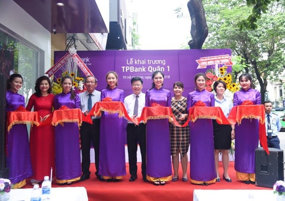 TPBank mở thêm chi nhánh tại Quận 1, TP.HCM - 1
TPBank vừa mở rộng mạng lưới cung cấp dịch vụ với việc khai trương thêm chi nhánh mới tại Quận 1, TP. Hồ Chí Minh.