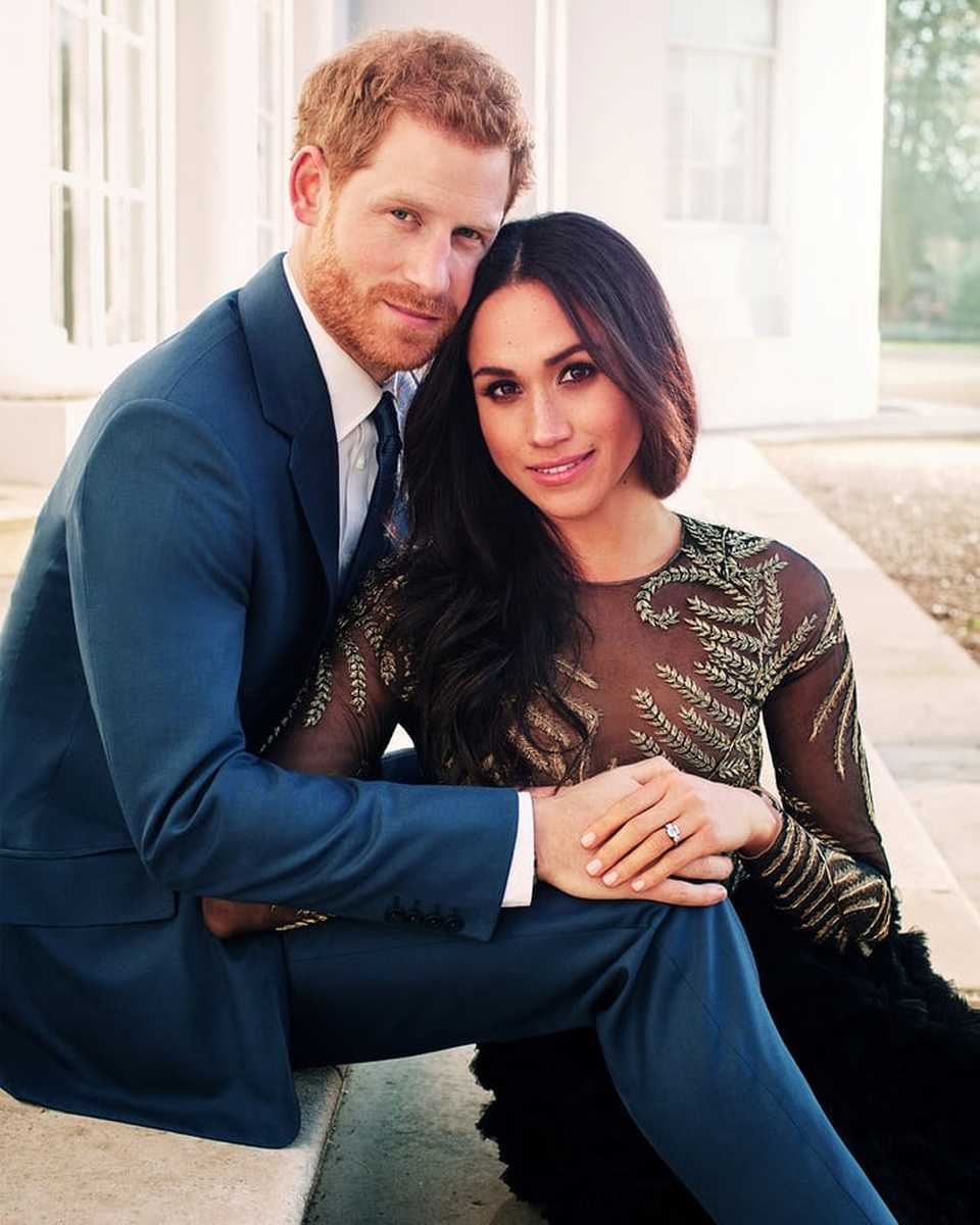 Anh công bố ảnh cưới chính thức của Hoàng tử Harry - Công nương Meghan - 5 Nhiếp ảnh gia Alexi Lubuomirski cũng là một thành viên trong gia đình hoàng tộc. Ông từng chụp bức ảnh đính hôn chính thức của cặp đôi Harry - Meghan hồi năm 2017.