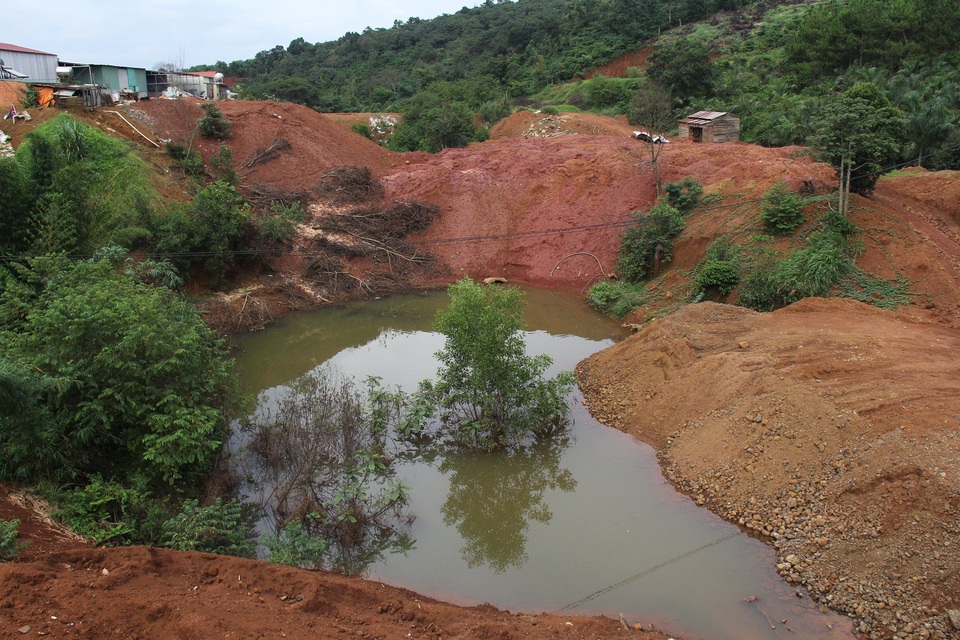 Hiện trạng suối Đắk R’Tih thởi điểm tháng 6/2017