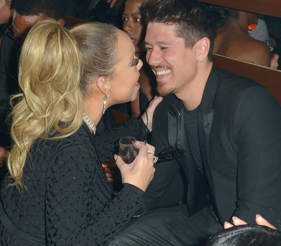 Mariah Carey được bạn trai kém 13 tuổi cưng chiều - 14