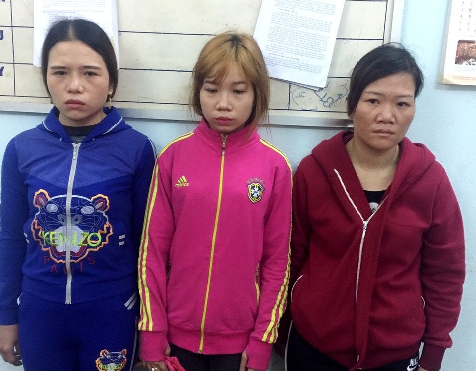 Khởi tố 3 đối tượng móc sạch tiền khách “hớt tóc, gội đầu” - 1 3 nhân viên “hớt tóc, gội đầu” bị khởi tố