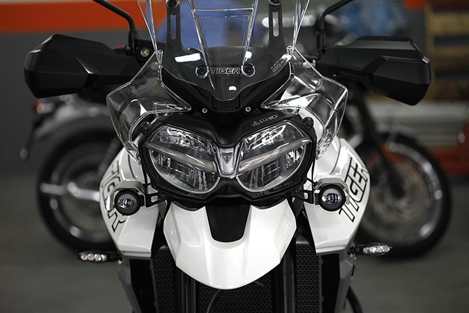 Triumph Tiger 800 XCa gia nhập cuộc chơi adventure tại Việt Nam - 3 Triumph Tiger 800 XCa gia nhập cuộc chơi adventure tại Việt Nam - 3