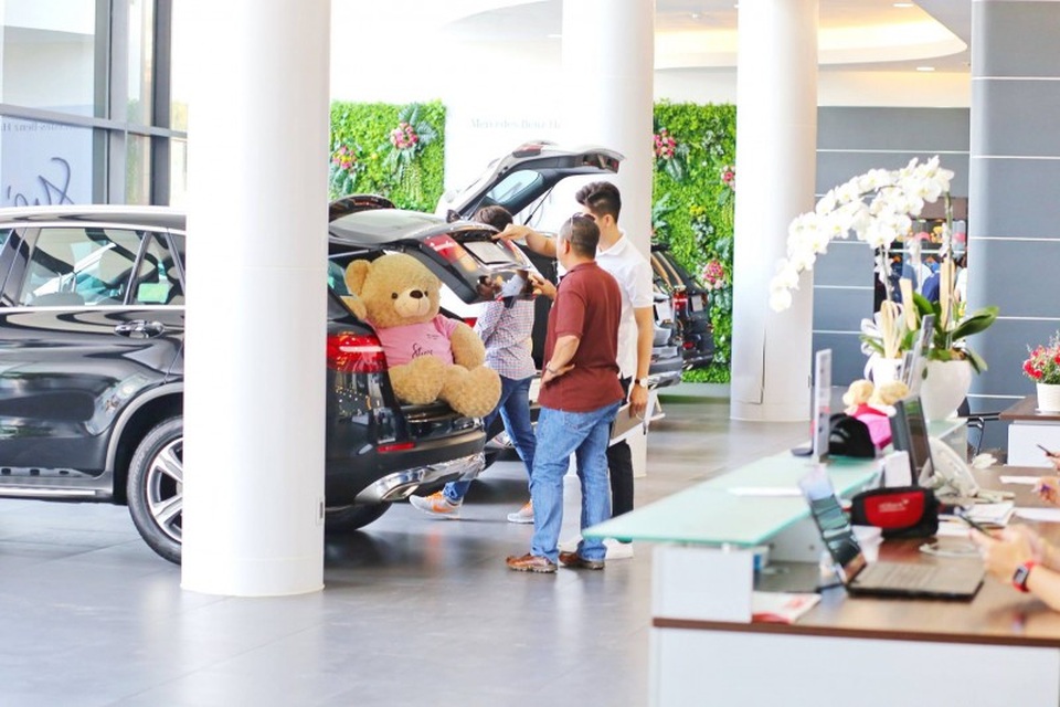 Chơi xế sang, cần có thu nhập bao nhiêu? - 1
Khi mua xe nhiều người chỉ quan tâm đến giá chứ chưa lưu tâm đến chi phí nuôi xe